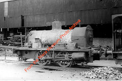 
Birds scrapyard, Pontymister with 0-4-0T being dismantled (1074)