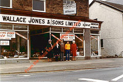
Wallace Jones shop, Risca (0741)
